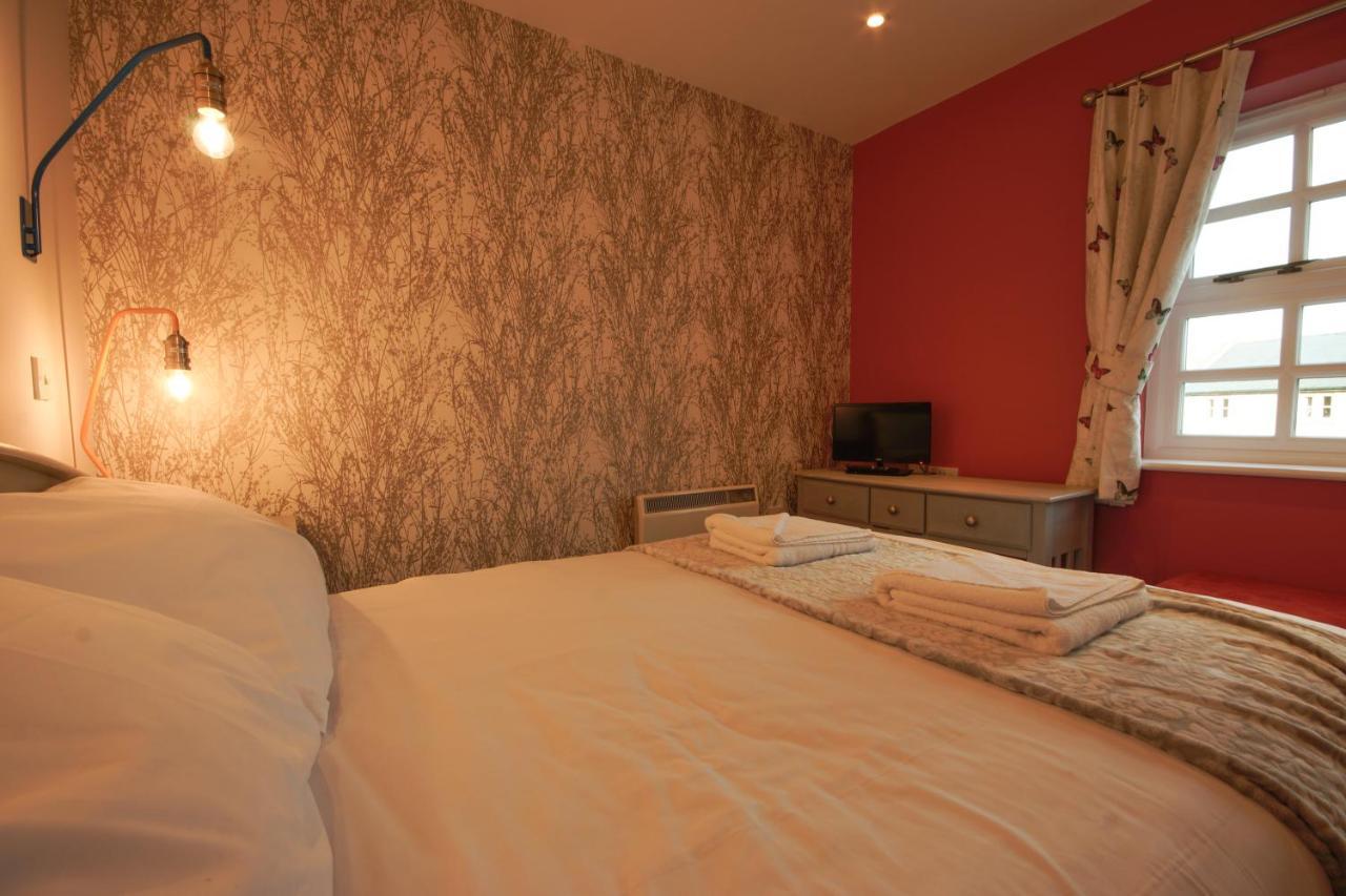 Peveril Cottage - Darwin Lake Holiday Village Матлок Екстер'єр фото