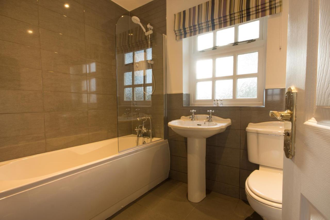 Peveril Cottage - Darwin Lake Holiday Village Матлок Екстер'єр фото